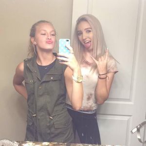 Meet your Posher, Mollie